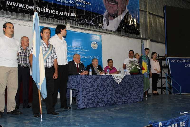 Entrega de diplomas 2014 – Centro de Formación Profesional N°402 Fray Luis Beltran